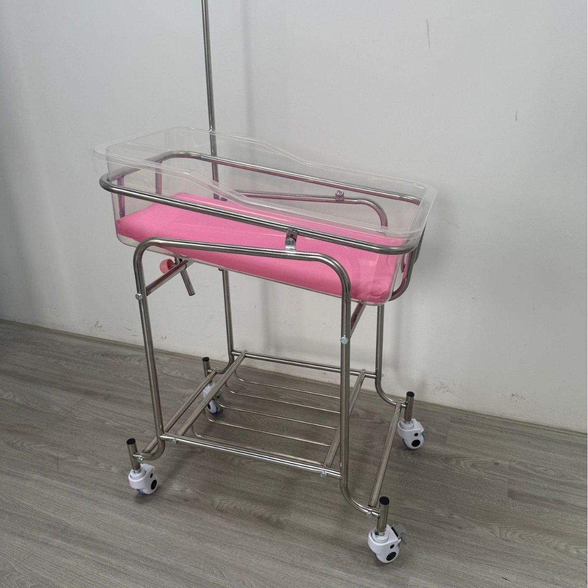 RVS Babywieg Trolley Verstelba - Baby Nursery Trolley recensie en prijs